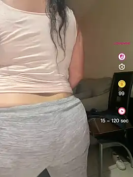 Snapshot of PichyPrettyPussy chatting on 04-23-26, 03:03 PichyPrettyPussy online show from 04-23-26, 03:03