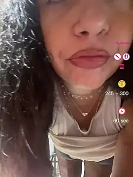 Snapshot of PichyPrettyPussy chatting on 05-07-26, 07:19 PichyPrettyPussy online show from 05-07-26, 07:19