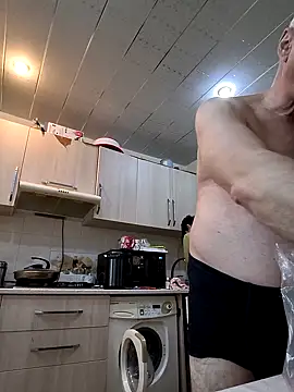  lady red  online show from 04-01-26, 02:36