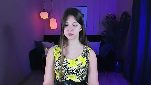 ElizaMild online show from 01-12-25, 01:05