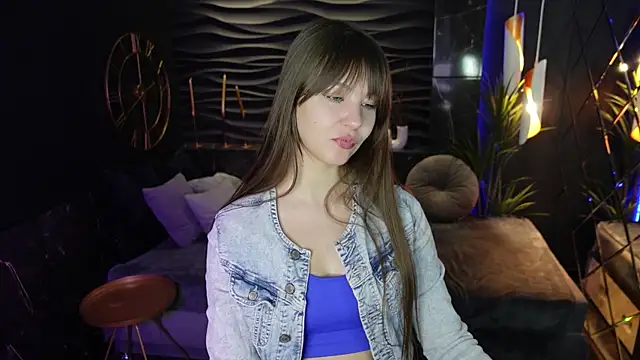 ElizaMild online show from 01-31-25, 04:59