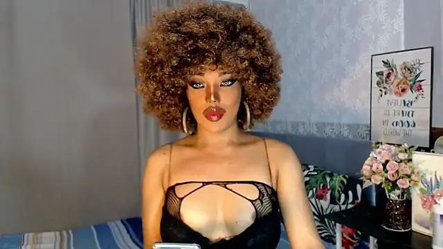 Snapshot of trixxielicious chatting on 12-27-24, 09:06 trixxielicious online show from 12-27-24, 09:06