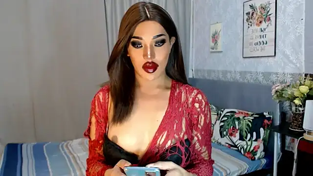 Snapshot of trixxielicious chatting on 01-12-25, 02:14 trixxielicious online show from 01-12-25, 02:14