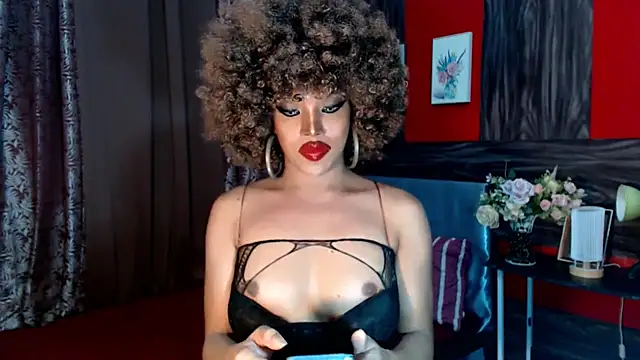 Snapshot of trixxielicious chatting on 01-22-25, 05:38 trixxielicious online show from 01-22-25, 05:38