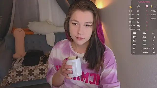 Mira Falls online show from 09-11-25, 04:23