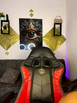 Shantal Lovee online show from 12-04-25, 02:43