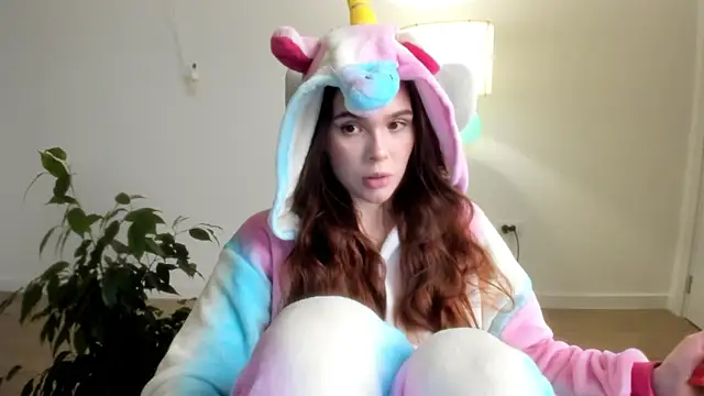 Snapshot of Pokemeboy chatting on 12-18-25, 05:19 Pokemeboy online show from 12-18-25, 05:19