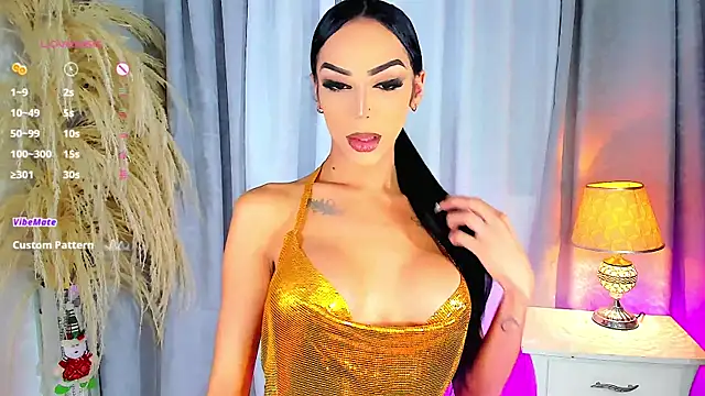 Snapshot of Michell_simons chatting on 12-11-24, 03:56 Michell simons online show from 12-11-24, 03:56