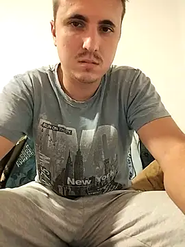 Snapshot of MrNoBoDy000 chatting on 10-16-25, 03:13 MrNoBoDy000 online show from 10-16-25, 03:13