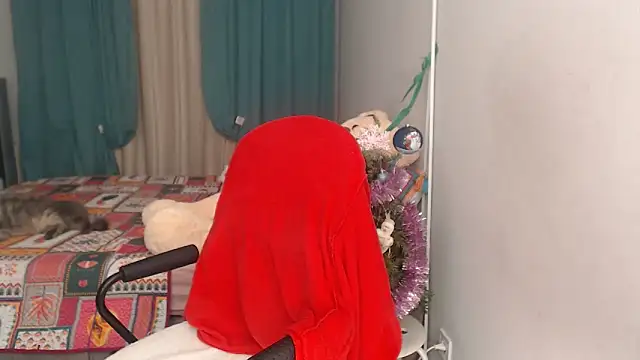Snapshot of LuxuryNika chatting on 01-02-25, 02:24 LuxuryNika online show from 01-02-25, 02:24
