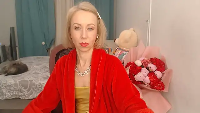 Snapshot of LuxuryNika chatting on 02-03-25, 05:14 LuxuryNika online show from 02-03-25, 05:14