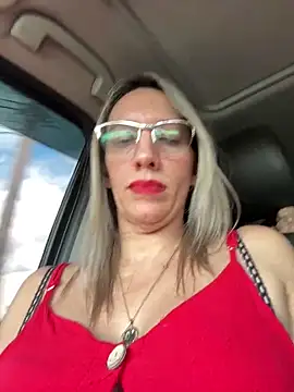 Gatitacarlita online show from 01-23-25, 06:03