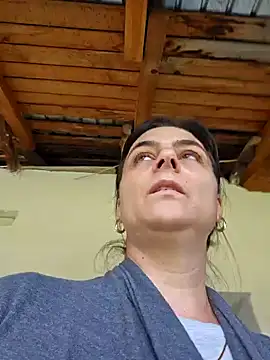 IsabelleCraft online show from 09-18-25, 08:27