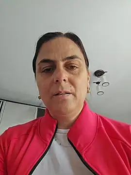 Snapshot of IsabelleCraft chatting on 04-27-26, 11:30 IsabelleCraft online show from 04-27-26, 11:30