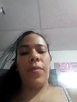 Bootycallhot online show from 02-05-26, 02:49