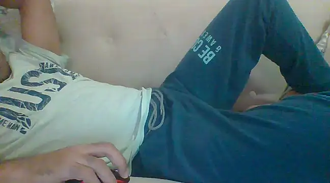 Snapshot of egyman2017 chatting on 12-20-24, 10:22 egyman2017 online show from 12-20-24, 10:22