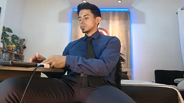 Andrew 4  online show from 01-11-26, 07:13