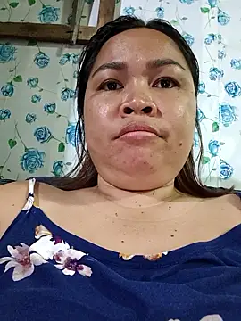 XXLorie 02 online show from 01-14-26, 12:44