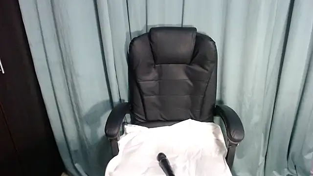 erikaerika online show from 03-03-25, 11:55