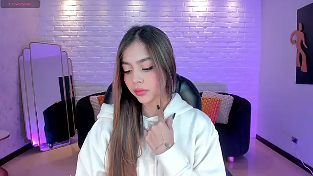 AmyDavis  online show from 12-29-24, 05:12