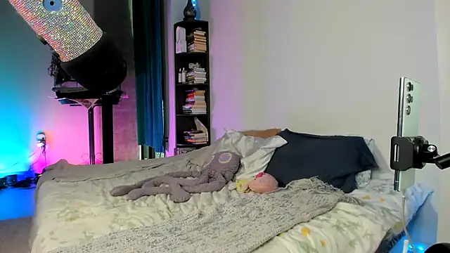 Snapshot of kawaiiibabiii chatting on 09-13-25, 04:01 kawaiiibabiii online show from 09-13-25, 04:01