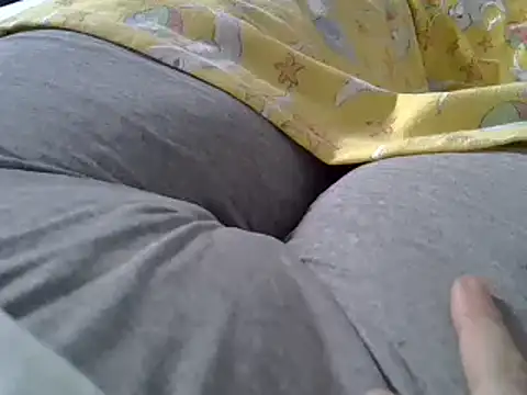 Snapshot of perescam chatting on 02-20-25, 03:41 perescam online show from 02-20-25, 03:41