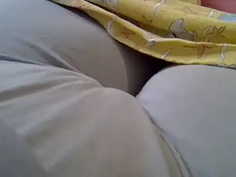 Snapshot of perescam chatting on 02-26-25, 04:45 perescam online show from 02-26-25, 04:45