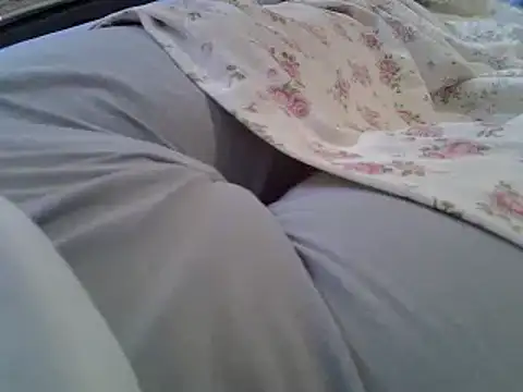 Snapshot of perescam chatting on 03-11-25, 04:07 perescam online show from 03-11-25, 04:07