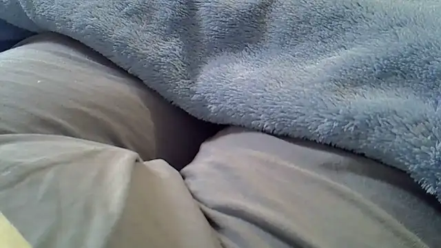 Snapshot of perescam chatting on 09-18-25, 03:58 perescam online show from 09-18-25, 03:58
