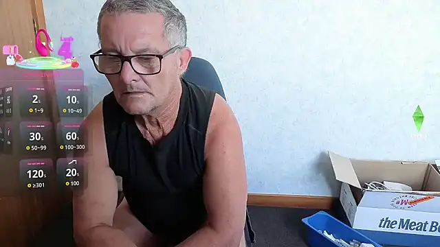 Snapshot of bigballnz chatting on 01-13-26, 10:37 bigballnz online show from 01-13-26, 10:37