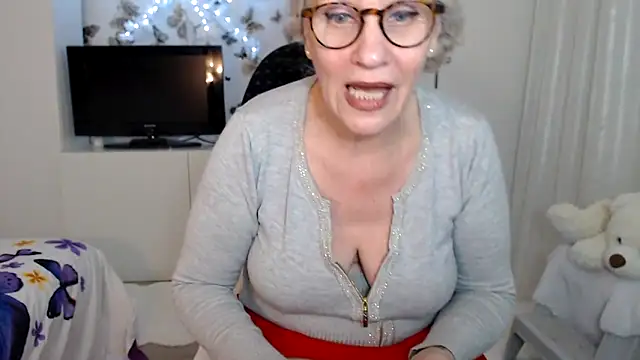 Snapshot of Ghertrude52 chatting on 03-12-25, 07:13 Ghertrude52 online show from 03-12-25, 07:13