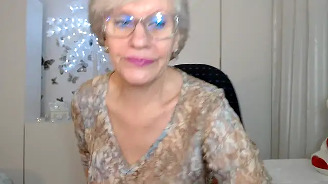 Snapshot of Ghertrude52 chatting on 03-23-25, 04:27 Ghertrude52 online show from 03-23-25, 04:27