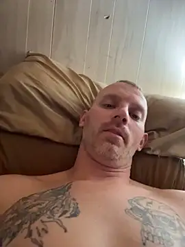 Snapshot of gunny6969 chatting on 03-11-26, 10:05 gunny6969 online show from 03-11-26, 10:05