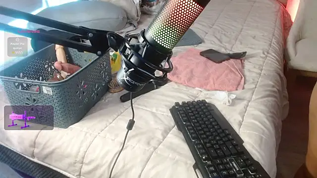 karlavittar online show from 12-16-25, 05:07