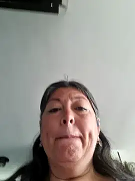 Snapshot of emma_tour chatting on 12-02-24, 04:53 emma tour online show from 12-02-24, 04:53