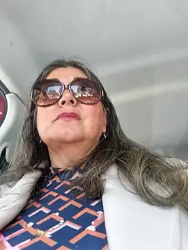 Snapshot of emma_tour chatting on 12-11-24, 04:31 emma tour online show from 12-11-24, 04:31