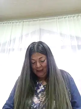 Snapshot of emma_tour chatting on 12-19-24, 10:10 emma tour online show from 12-19-24, 10:10