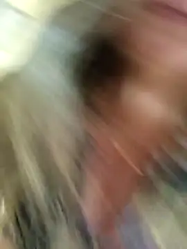 Snapshot of emma_tour chatting on 01-09-25, 08:01 emma tour online show from 01-09-25, 08:01