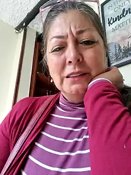 Snapshot of emma_tour chatting on 01-10-25, 07:21 emma tour online show from 01-10-25, 07:21