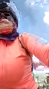 Snapshot of emma_tour chatting on 01-13-25, 02:32 emma tour online show from 01-13-25, 02:32