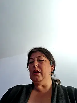 Snapshot of emma_tour chatting on 01-14-25, 10:02 emma tour online show from 01-14-25, 10:02