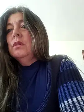 Snapshot of emma_tour chatting on 01-16-25, 10:12 emma tour online show from 01-16-25, 10:12