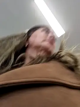 Snapshot of emma_tour chatting on 01-17-25, 08:11 emma tour online show from 01-17-25, 08:11