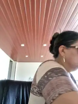 Snapshot of emma_tour chatting on 01-25-25, 03:52 emma tour online show from 01-25-25, 03:52