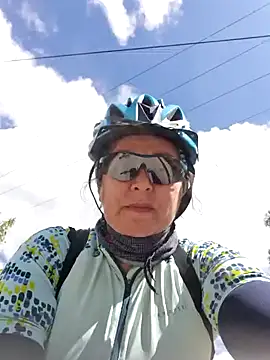 Snapshot of emma_tour chatting on 01-29-25, 03:15 emma tour online show from 01-29-25, 03:15