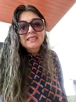 Snapshot of emma_tour chatting on 02-03-25, 03:49 emma tour online show from 02-03-25, 03:49