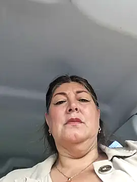 Snapshot of emma_tour chatting on 02-04-25, 03:04 emma tour online show from 02-04-25, 03:04