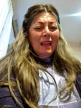 Snapshot of emma_tour chatting on 02-05-25, 07:42 emma tour online show from 02-05-25, 07:42