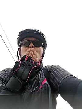 Snapshot of emma_tour chatting on 02-06-25, 02:58 emma tour online show from 02-06-25, 02:58