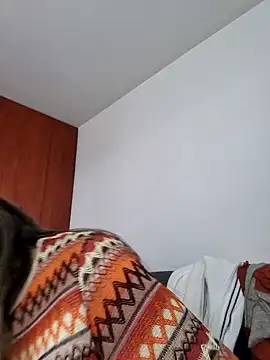 Snapshot of emma_tour chatting on 02-10-25, 03:10 emma tour online show from 02-10-25, 03:10